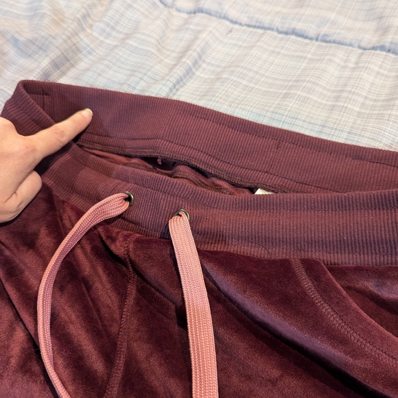 Lularoe Crystal - Crop Velour Pants - Picture 3 of 5